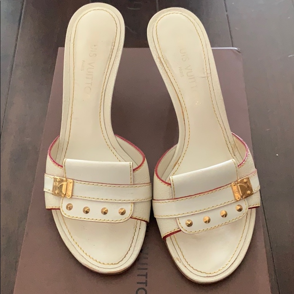 Louis Vuitton low heel suehali slide